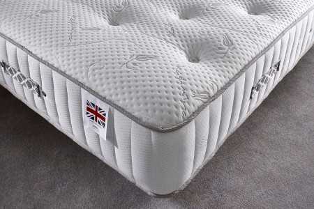 Kashmera Pocket Sprung Tufted Mattress Corner Shot