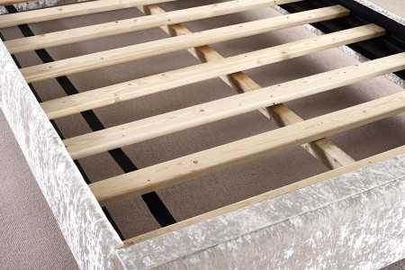 Copland King Upholstered Bed slat image