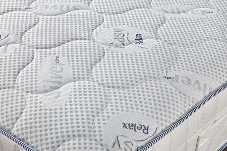 Soft Knitted Orthopaedic Pocket Sprung Memory Foam Mattress