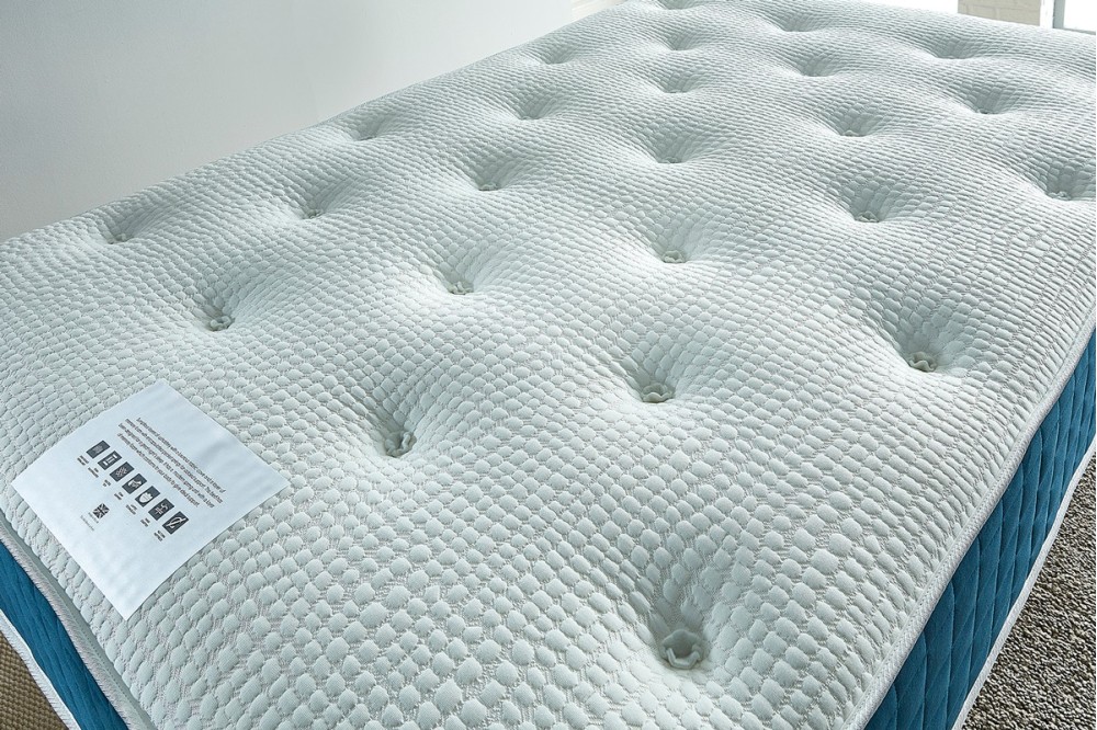 Aloe vera memory online foam mattress queen