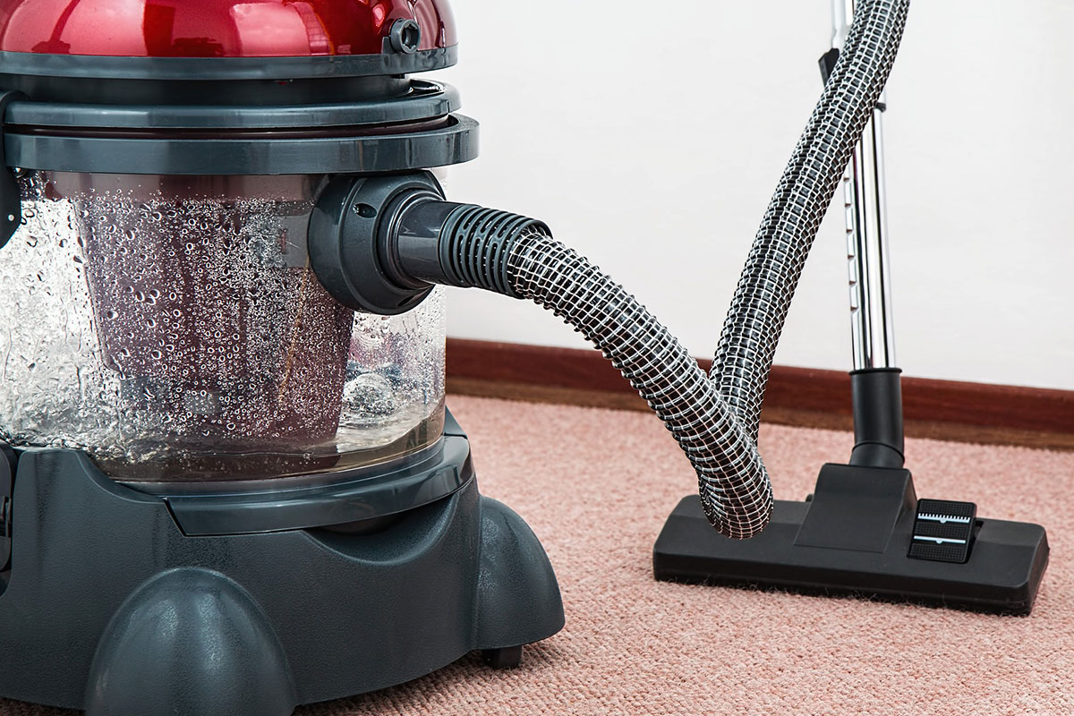 Vacuum cleaning beds