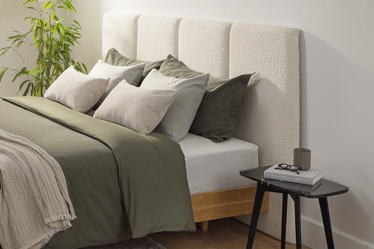 367_695_how-to-measure-your-bed-for-the-right-headboard-size.webp